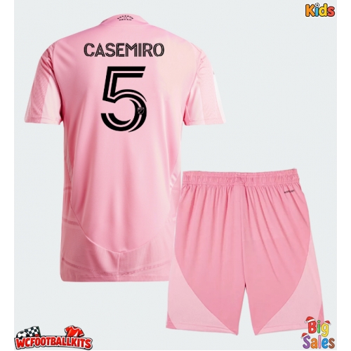 Inter Miami Casemiro #5 Replica Home Stadium Kit for Kids 2026-27 Short Sleeve (+ pants)
